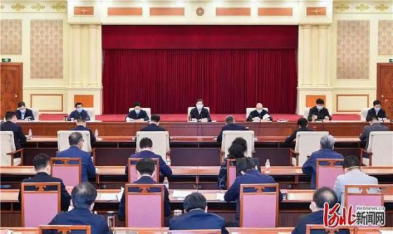 恒工精密總經(jīng)理魏志勇出席王東峰書記主持的全省民營(yíng)企業(yè)座談會(huì)并發(fā)言